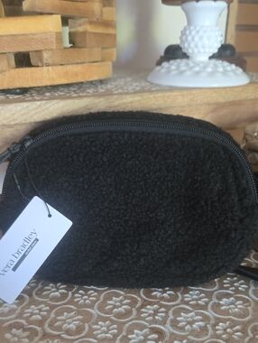 Vera Bradley Belt Bag .